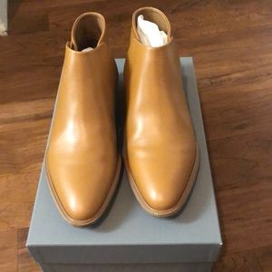 Used Everlane Modern Ankle Boots(Tan. Size 8)